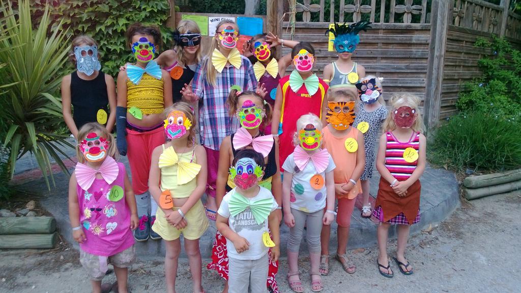 Camping Le Sainte Marie Exterior photo