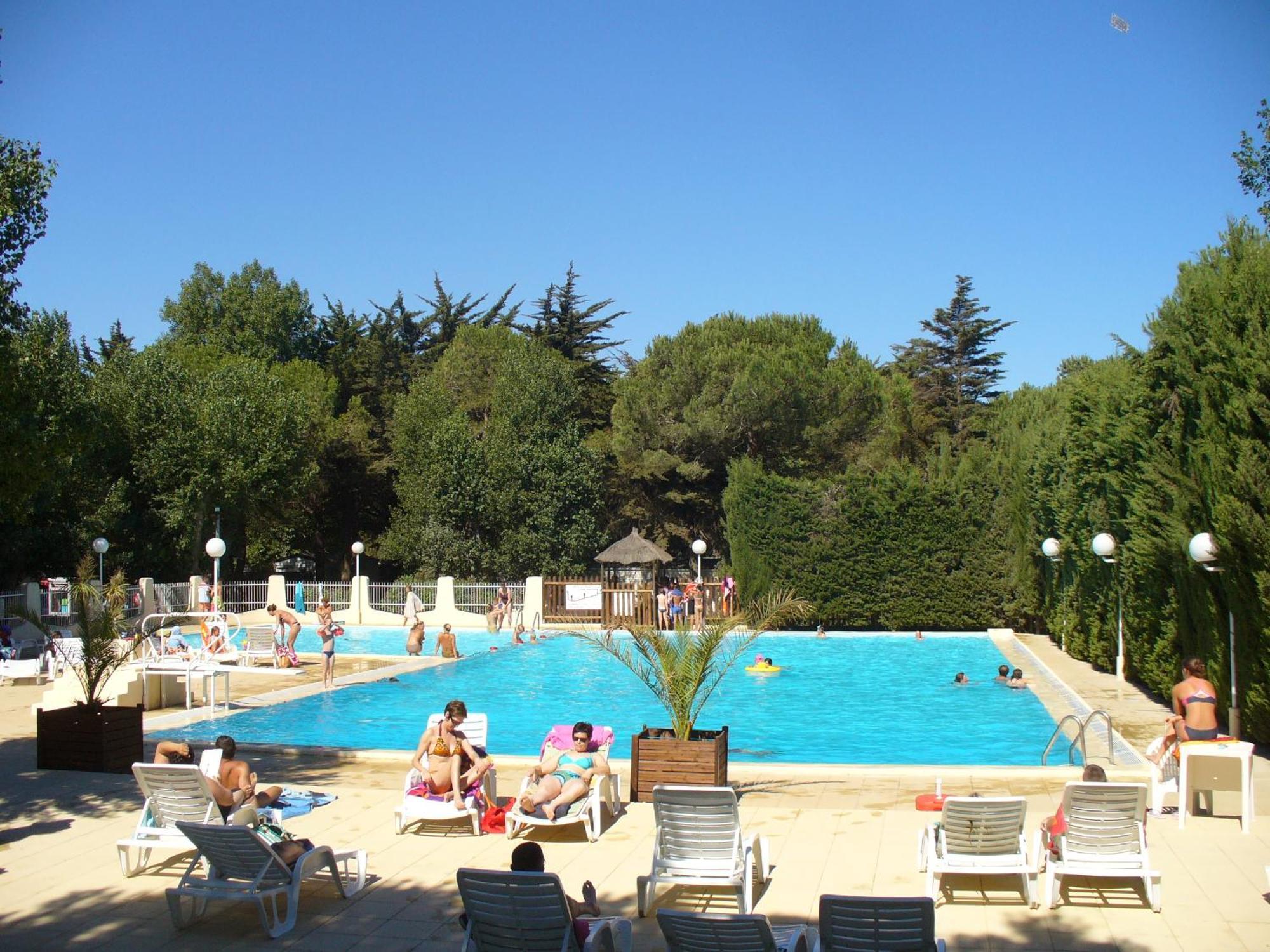 Camping Le Sainte Marie Exterior photo